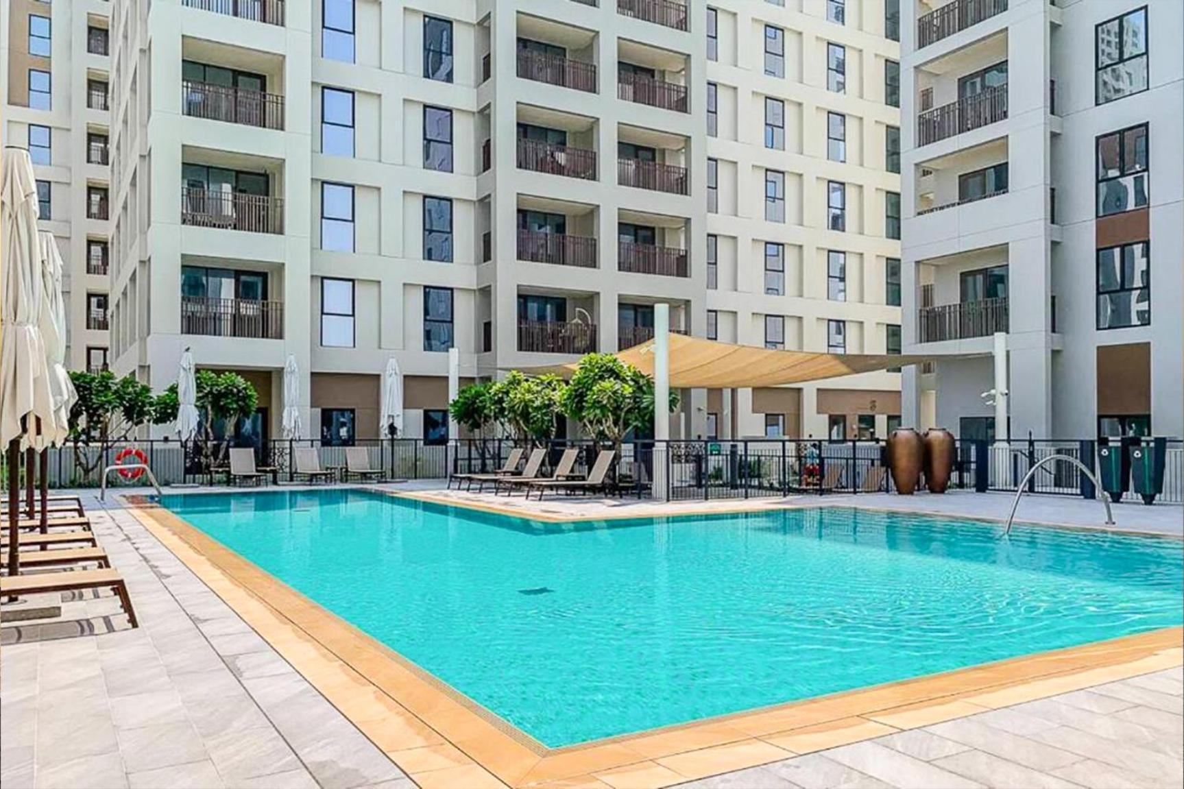 Livbnb - 1br Retreat Free Access To Creek Lagoon * Dubai