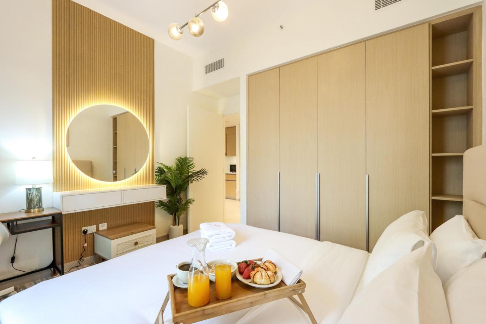 Livbnb - 1br Retreat Free Access To Creek Lagoon Apartment *