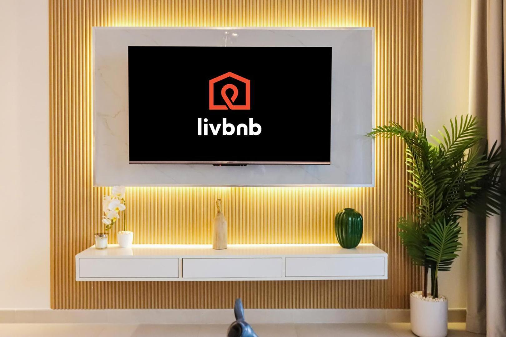 Livbnb - 1br Retreat Free Access To Creek Lagoon Dubai